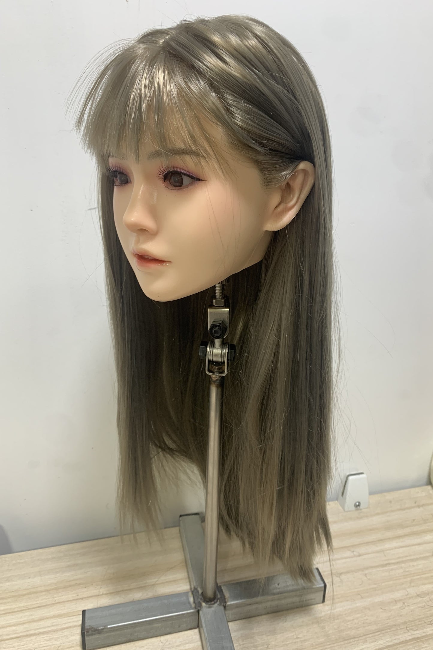 シリコンラブドールヘッド単体 M16ボルト付き 140~170㎝身長のラブドールに適用 87番